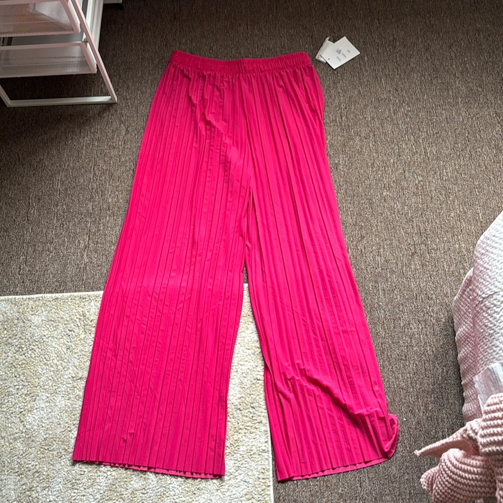 Pink trousers - never worn